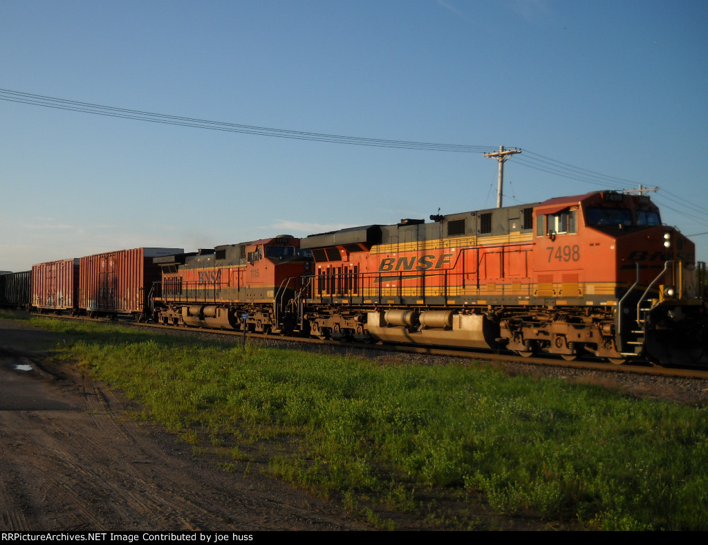 BNSF 7498 West